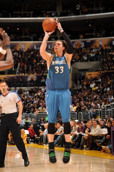 他成功背后 他成功背后